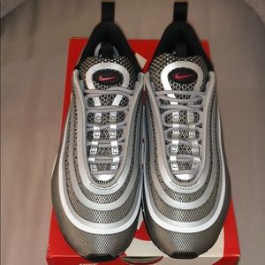 AIR MAX 97 UL 17 (gs) Silver Bullet NWT AIR MAX 97 UL 17 (gs) Silver Bullet NWT